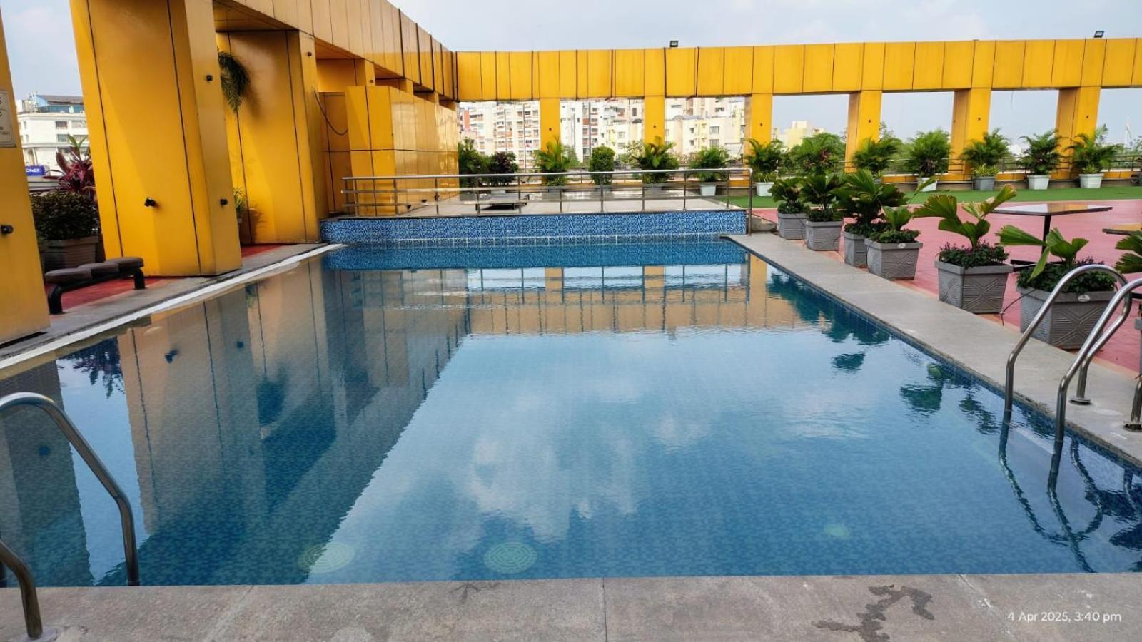 โฮเต็ล เดอะ พลาซ่า Hotel ไฮเดอราบัด ภายนอก รูปภาพ